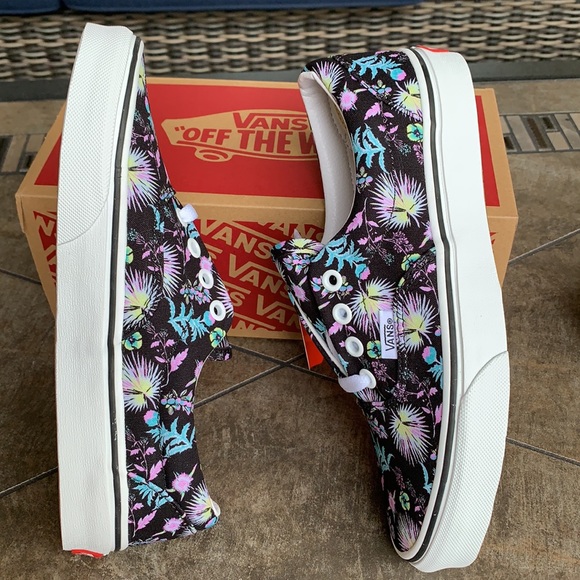 VANS ERA PARADISE FLORAL Blktrwht WMNS - Picture 11 of 16